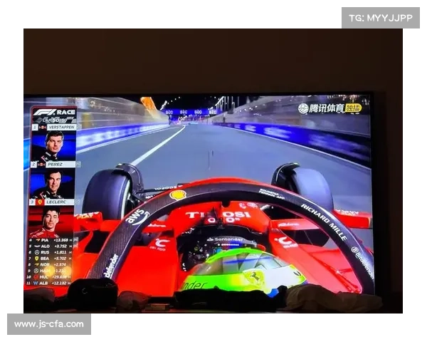 F1学院赛上海站增设女性车手参赛历史首秀引发热议 F1学院赛上海站增设女性车手参赛历史首秀引发热议